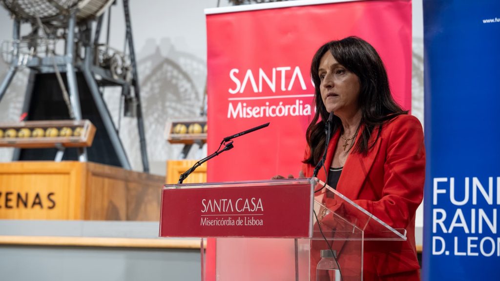 Assinatura dos contratos de financiamento do FRDL na Sala de Extrações da Santa Casa