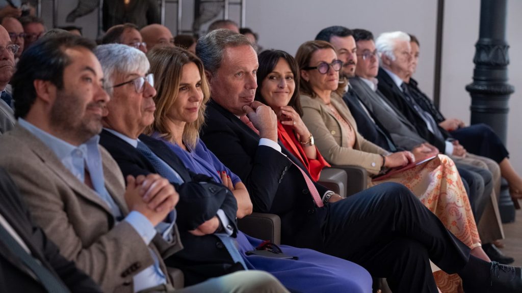 Assinatura dos contratos de financiamento do FRDL na Sala de Extrações da Santa Casa